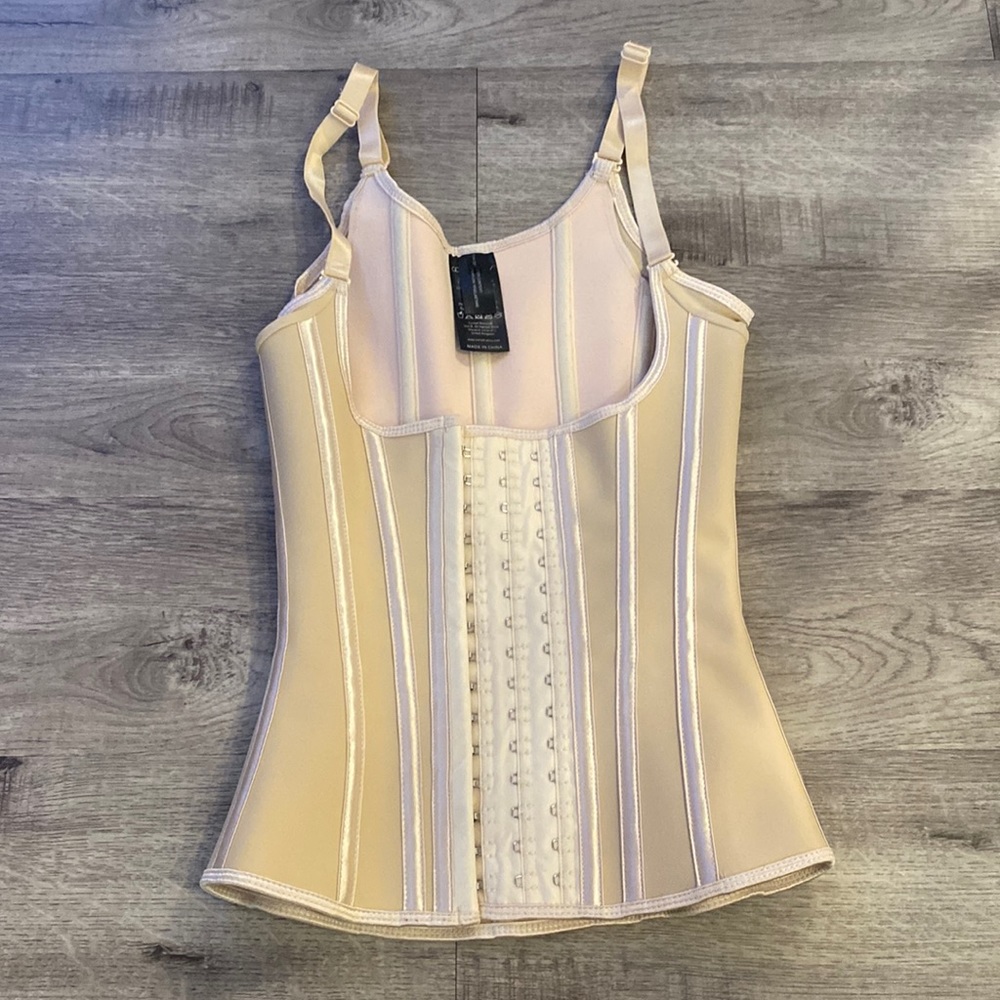 Never Worn No Tags
